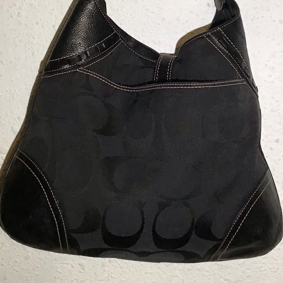 Coach black leather nylon hobo shoulder bag - Picture 2 of 9